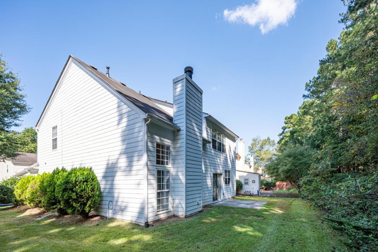 Enjoy This Amazing Home With Porch & Grill Near Dt Woodstock Exterior photo