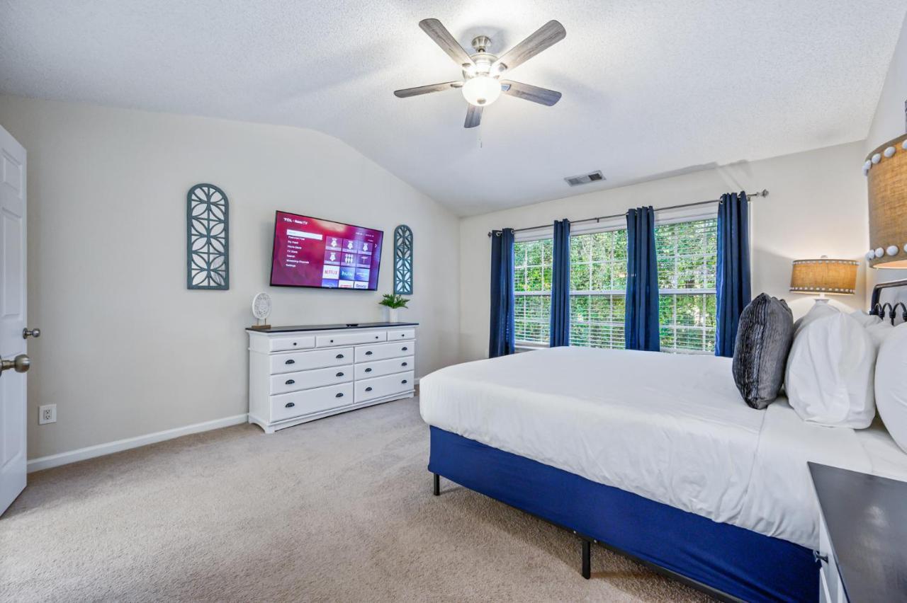 Enjoy This Amazing Home With Porch & Grill Near Dt Woodstock Exterior photo